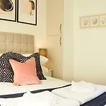 Apartment Sea View Serenity Breath Taking Sea View Sleeps 4