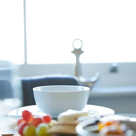 Sea View Serenity Breath Taking Sea View Sleeps 4 公寓 *