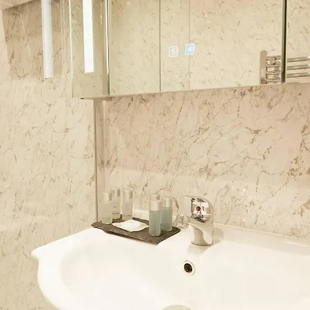 Sea View Serenity Breath Taking Sea View Sleeps 4 公寓 *