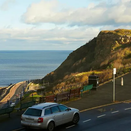 Sea View Serenity Breath Taking Sea View Sleeps 4 Apartment *