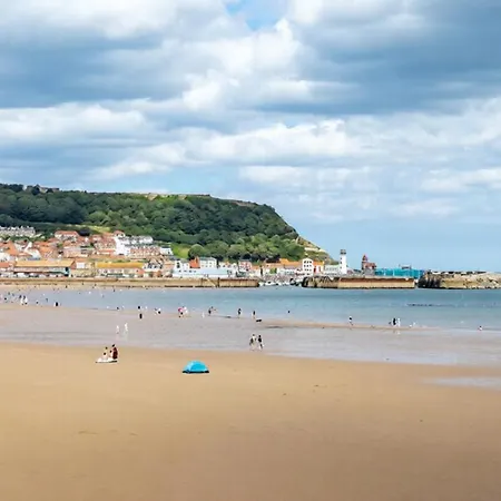 Sea View Serenity Breath Taking Sea View Sleeps 4 Lägenhet Scarborough