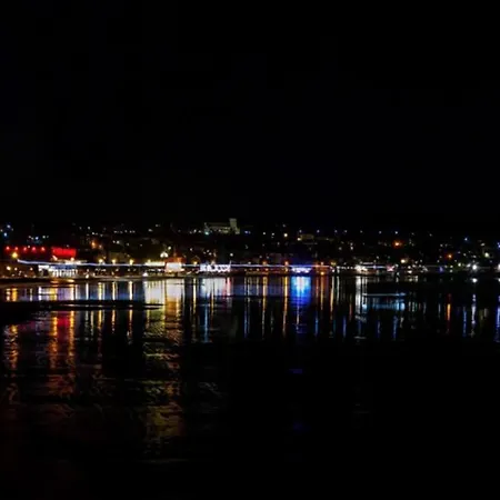 Sea View Serenity Breath Taking Sea View Sleeps 4 * Σκάρμπορο