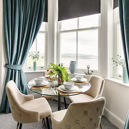 Sea View Serenity Breath Taking Sea View Sleeps 4